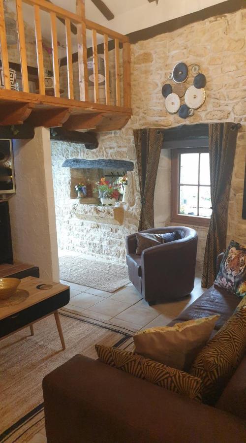 Chocolate Box Cottage Parzac Екстер'єр фото