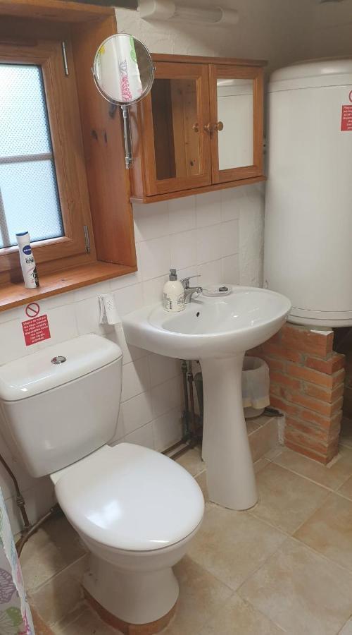 Chocolate Box Cottage Parzac Екстер'єр фото