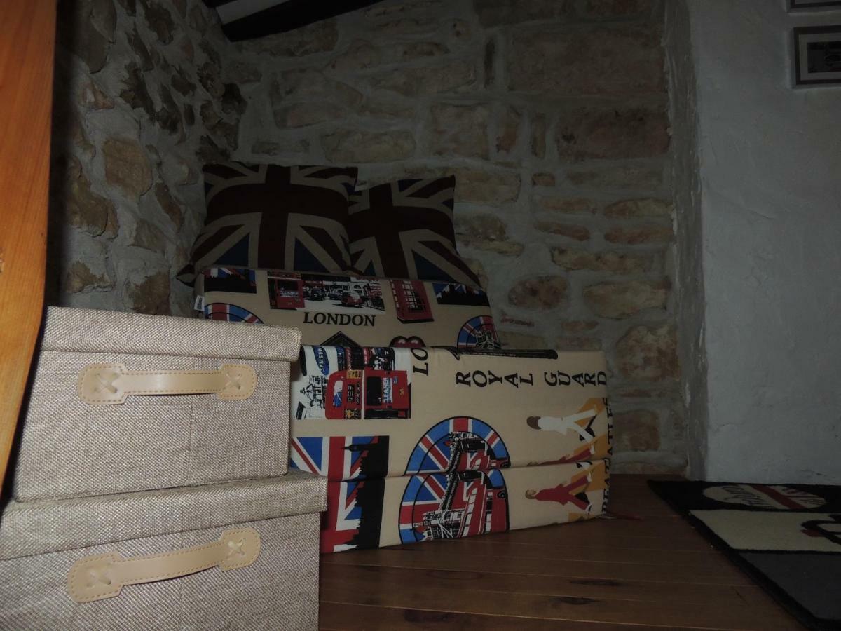 Chocolate Box Cottage Parzac Екстер'єр фото